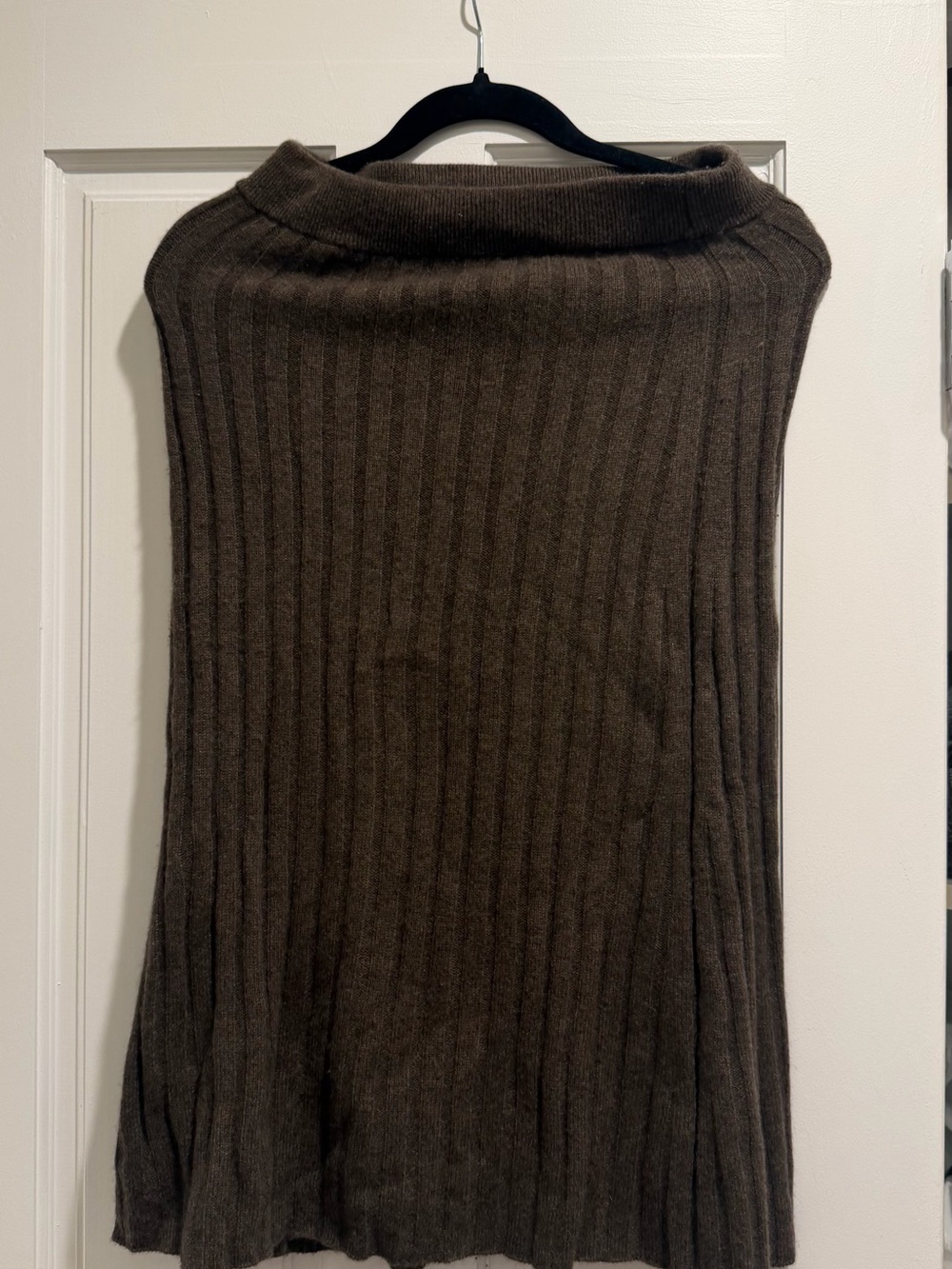 Ribbed Sweater Skirt - Brown